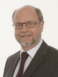 Dr. Siegfried Eckert, Kardiologe, Angiologe und Experte für Neuromodulation am HDZ NRW, leitet die Jahrestagung der Fachgesellschaft, die sich am kommenden Wochenende in Bad Oeynhausen trifft (Foto Armin Kühn).