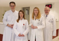 Forschungsförderung der Ruhr-Universität Bochum für innovative Projekte am HDZ NRW: (v.l.) Prof. Dr. Volker Rudolph, PD Dr. Anna Klinke, PD Dr. Verena Hugenberg und Prof. Dr. Wolfgang Burchert (Foto Tobias Pieper).