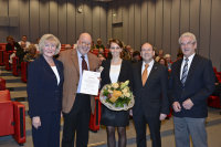 Heinrich-Sauer-Preis 2014: Preisträgerin Stephanie Nobis (Mitte) mit (v.l.) Helke Nolte-Ernsting, stellv. Bürgermeisterin der Stadt Bad Oeynhausen, Prof. Dr. Dr. h.c. Diethelm Tschöpe, Dr. Dr. Wulf Quester und Prof. Dr. Rüdiger Petzoldt (Foto: Armin Kühn).