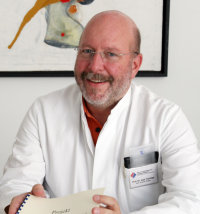 Prof. Dr. med. Dr. h.c. Diethelm Tschöpe, Direktor des Diabeteszentrums am Herz- und Diabeteszentrum NRW, Bad Oeynhausen, zählt zu den TOP-Medizinern Deutschlands (Foto Armin Kühn).