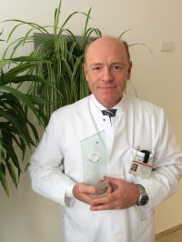 Prof. Dr. Burkhard Dick mit dem „Acufocus Innovator & Excellency Award“